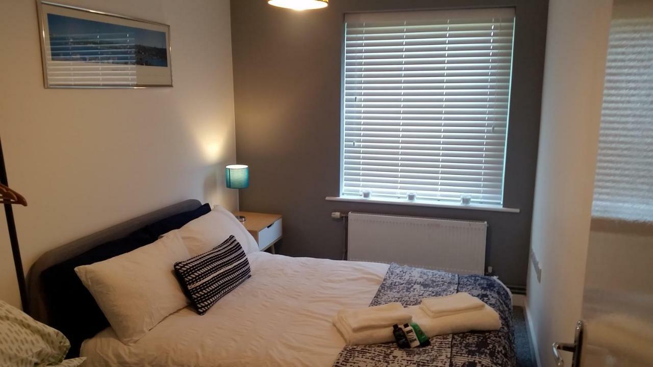 Marston GreenNew Contemporary Flat Minutes From Airport & Necアパートメント エクステリア 写真