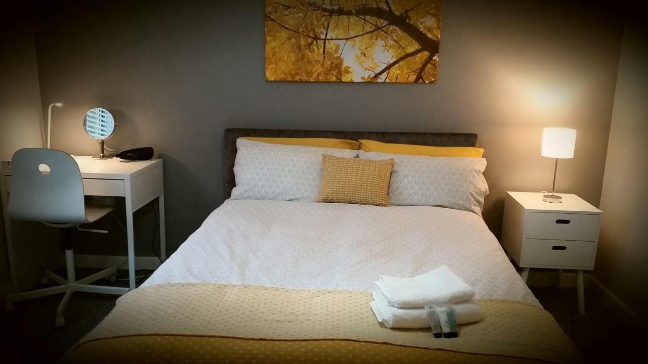 Marston GreenNew Contemporary Flat Minutes From Airport & Necアパートメント エクステリア 写真